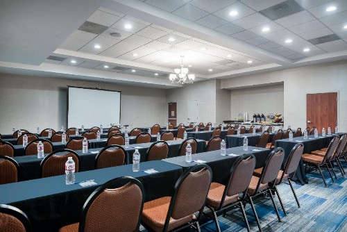 Holiday Inn Express Ontario an IHG Hotel - image 29