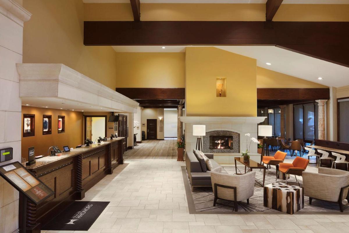 DoubleTree by Hilton Ontario Airport - image 7