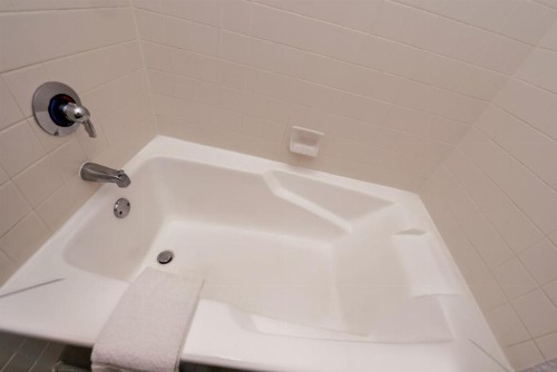 Azure Hotel&Suites Ontario Trademark Collection by Wyndham - image 29