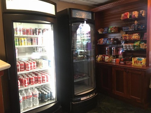 Folk Inn Ontario Airport - image 4