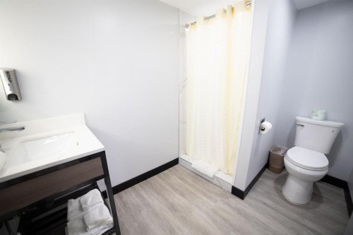 Travelodge by Wyndham Ontario - image 22