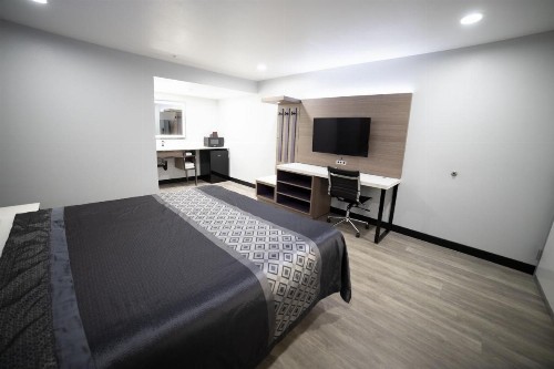 Travelodge by Wyndham Ontario - image 32