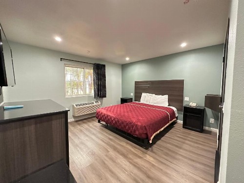 Travelodge by Wyndham Ontario - image 4