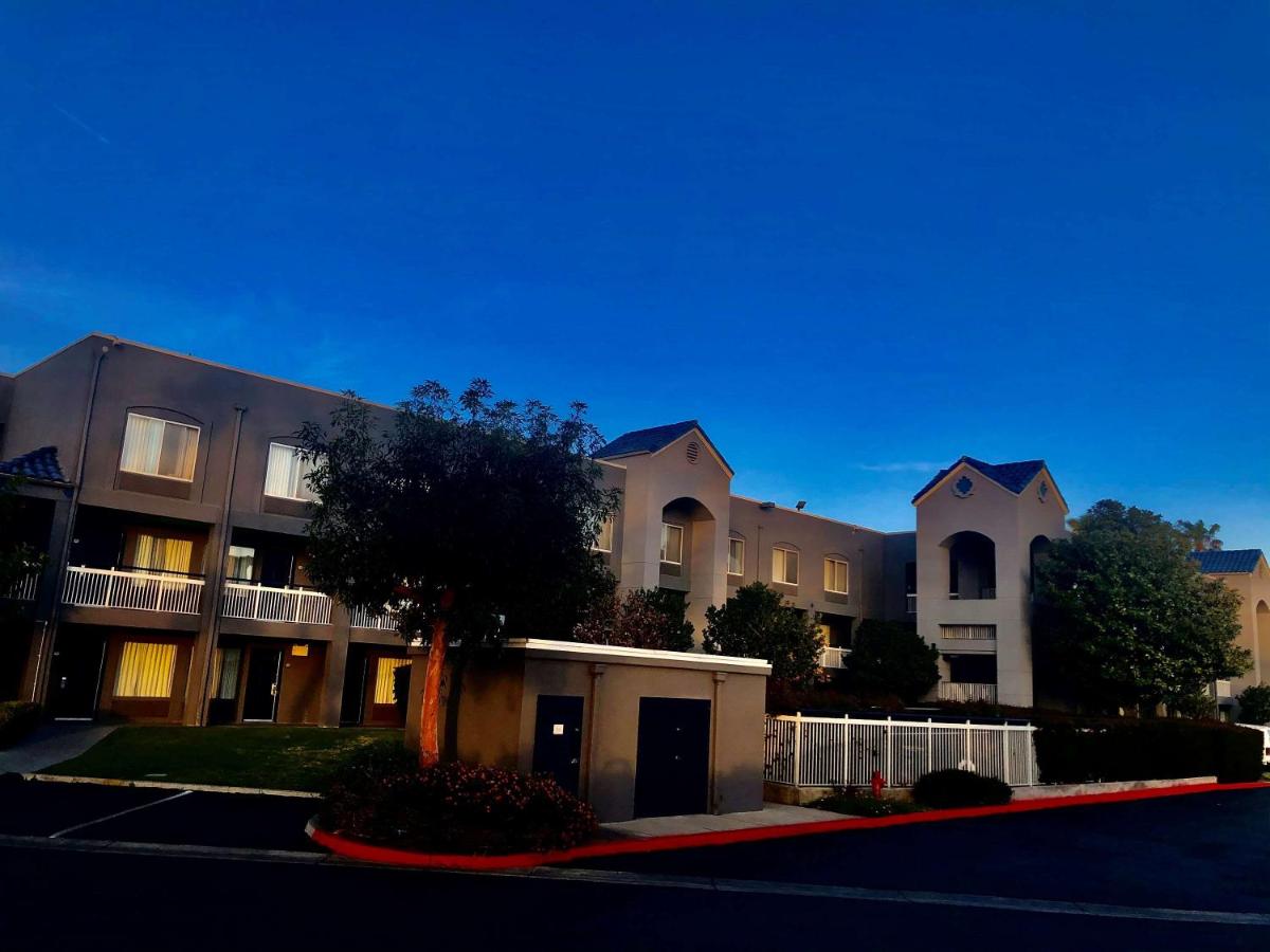 SureStay Hotel by Best Western Ontario Airport - image 4