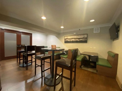 SureStay Hotel by Best Western Ontario Airport - image 9