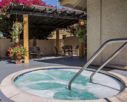 Quality Inn Ontario Airport Convention Center - image 25
