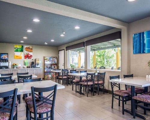 Quality Inn Ontario Airport Convention Center - image 35