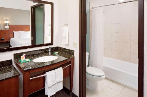 Hyatt Place Ontario/Rancho Cucamonga - image 17