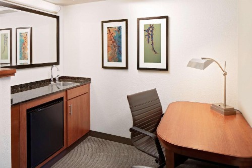 Hyatt Place Ontario/Rancho Cucamonga - image 5