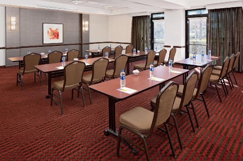 Hyatt Place Ontario/Rancho Cucamonga - image 7