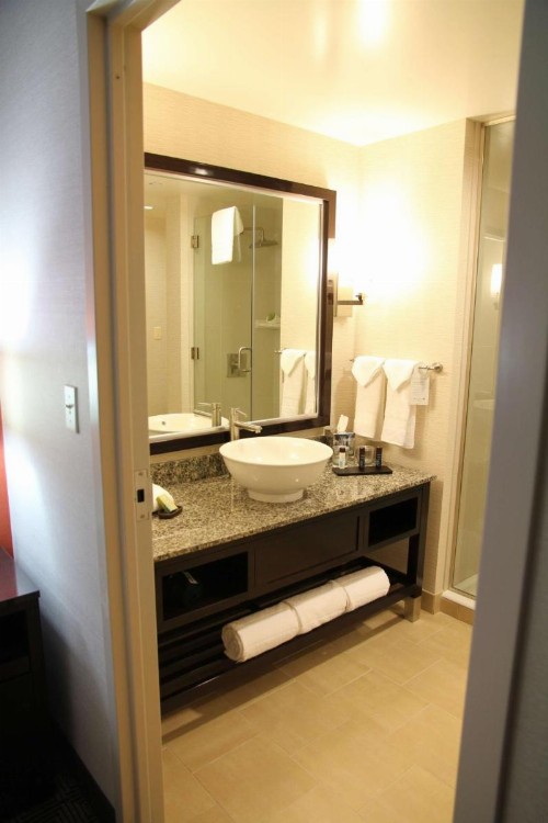 Embassy Suites Ontario - Airport - image 20