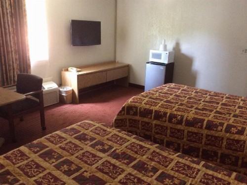American Inn - image 12