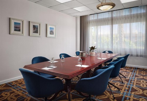 Sheraton Ontario Airport Hotel - image 13