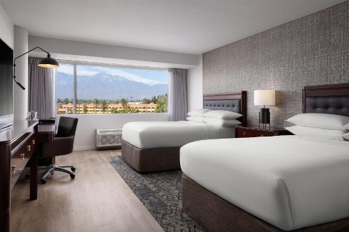 Sheraton Ontario Airport Hotel - image 26