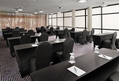Sheraton Ontario Airport Hotel - image 7