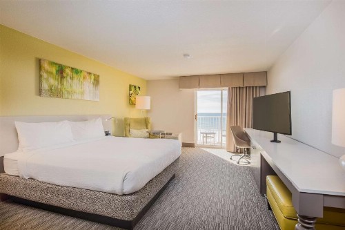 Hilton Garden Inn Orange Beach - image 10