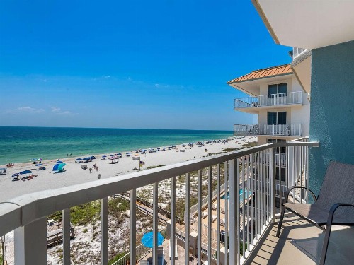 Sleep Inn on the Beach - image 50