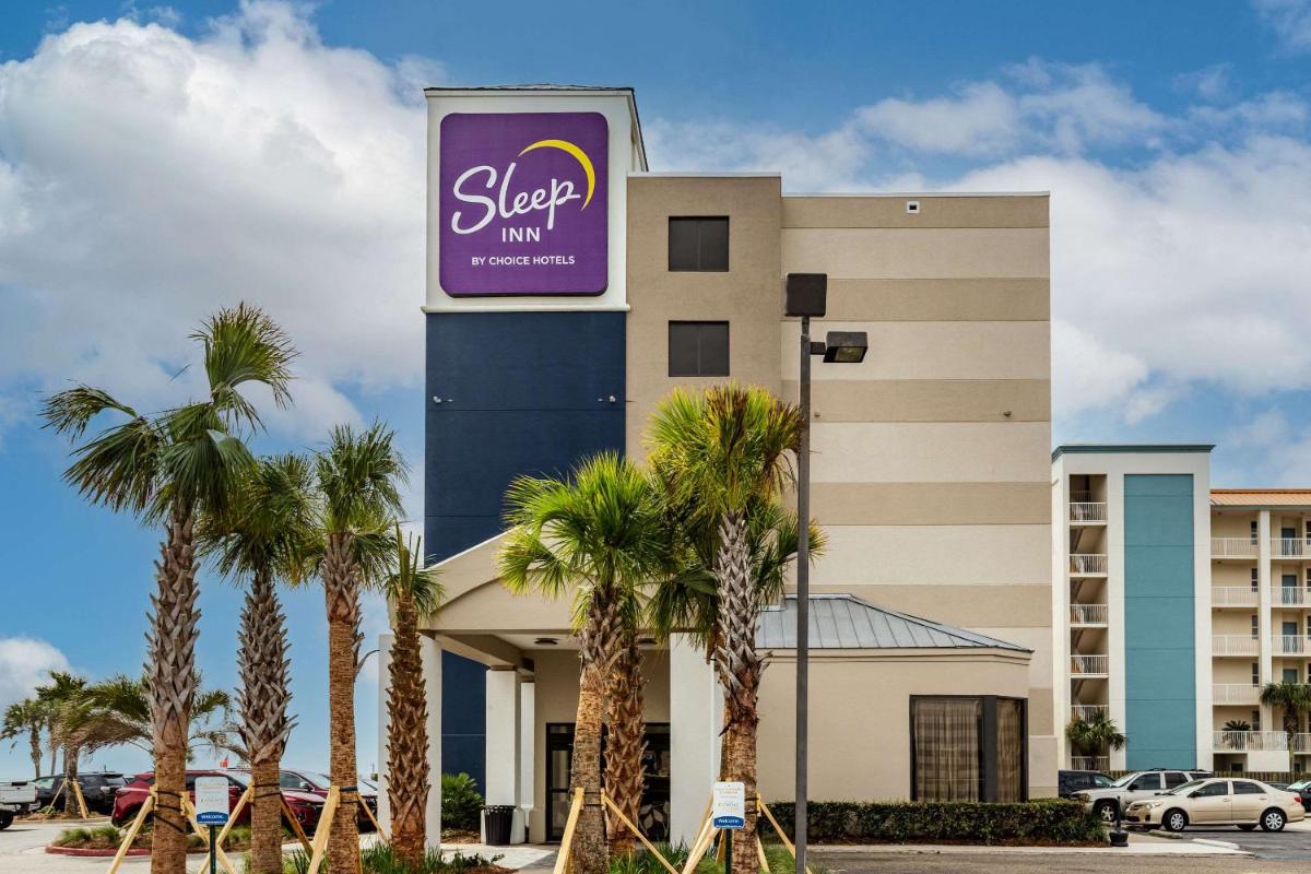 Sleep Inn on the Beach - image 7