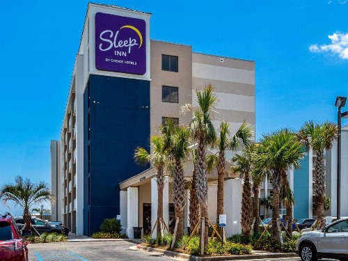 Sleep Inn on the Beach - image 8