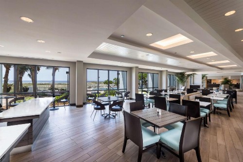 The Island House Hotel a Doubletree by Hilton - image 30