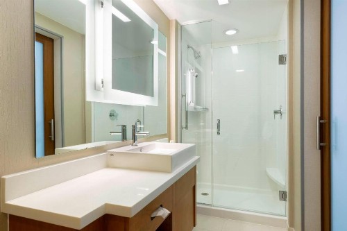 SpringHill Suites Orange Beach at The Wharf - image 21