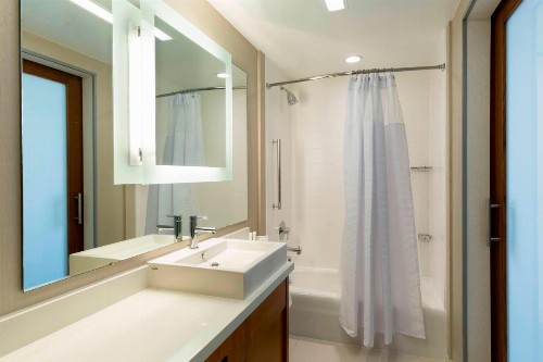 SpringHill Suites Orange Beach at The Wharf - image 6