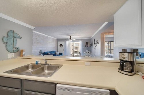 Sugar Beach 223 - image 9