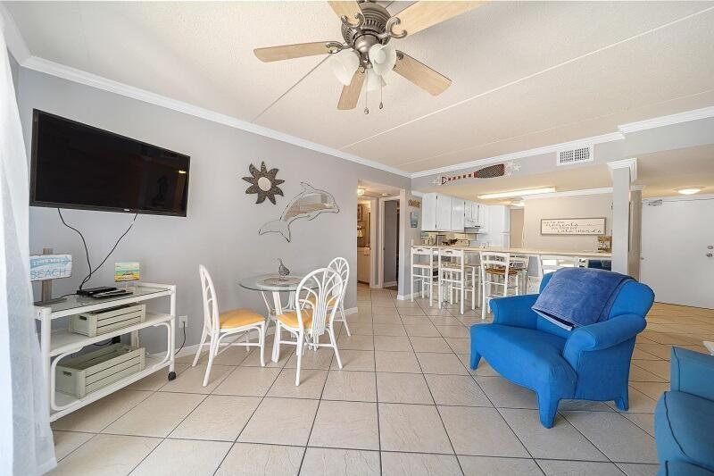 Sugar Beach 223 - image 6