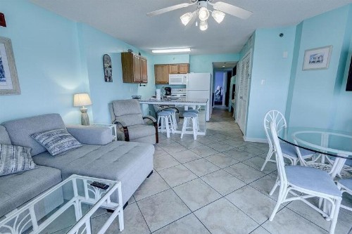 TradeWinds 708