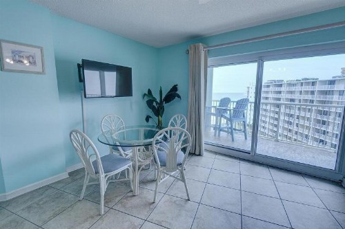TradeWinds 708 - image 3