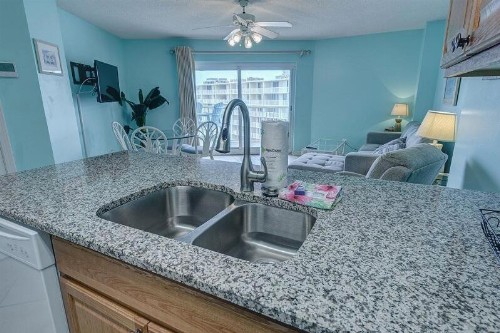 TradeWinds 708 - image 5