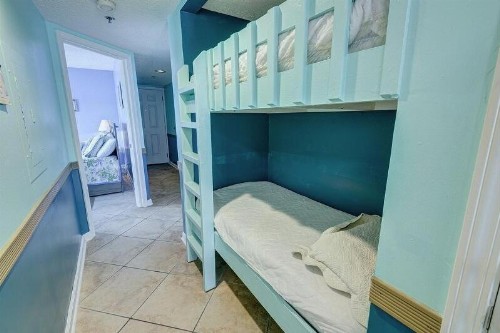 TradeWinds 708 - image 7
