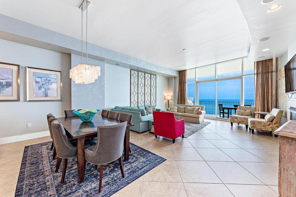 Turquoise Place Unit 2205D - main image