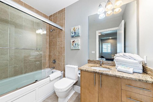 Turquoise Place Unit 2205D - image 23