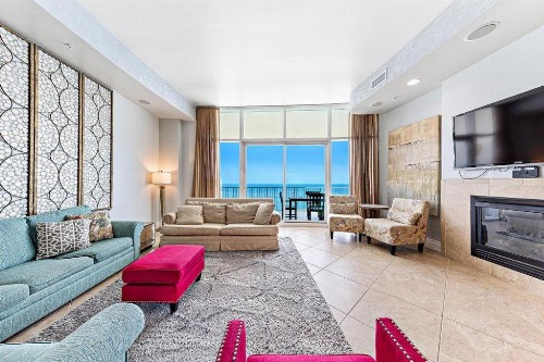 Turquoise Place Unit 2205D - image 4