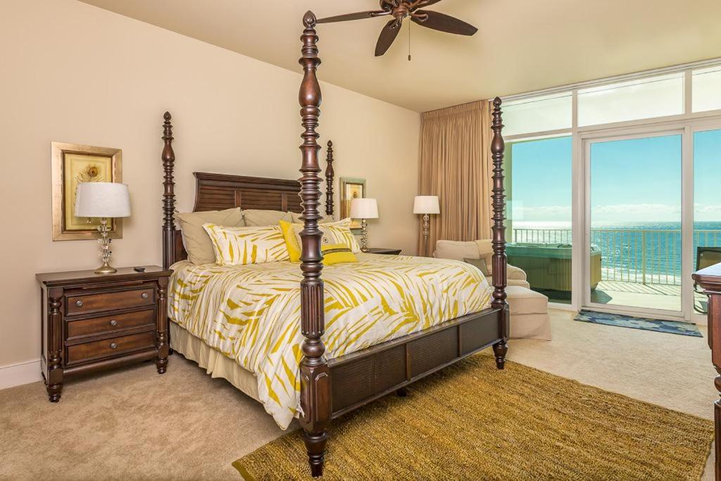 Turquoise Place Unit 404C - image 4