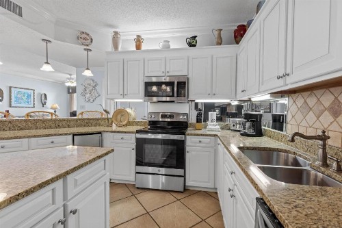 Romar House Unit 704A - image 12