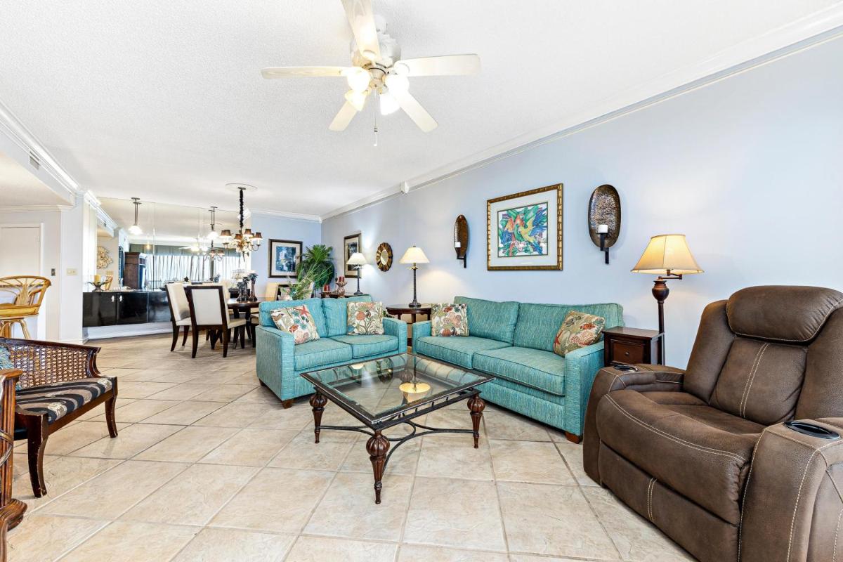 Romar House Unit 704A - image 2