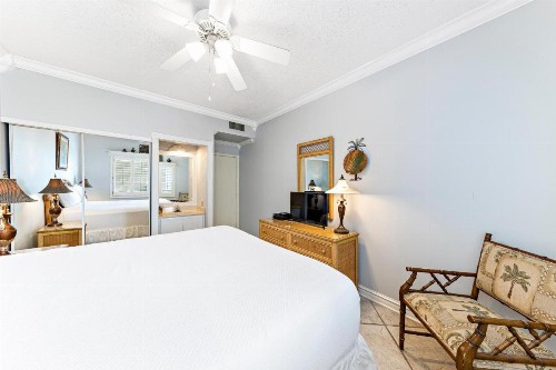 Romar House Unit 704A - image 27