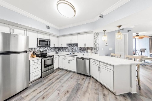 Windward Pointe 102 - image 11