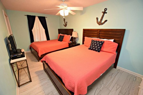 Phoenix East 806 Condo - image 9