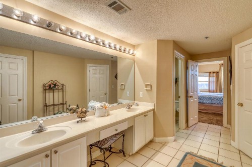 Enclave 605 - image 8
