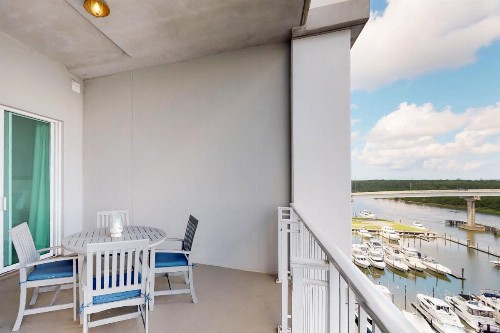 Wharf - image 6