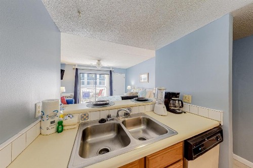 Sugar Beach Condominiums - image 7