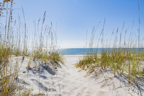 Great Location- Gulf-Front Home w/pool - Heavenly Sunset - Sleeps up to 14. - image 21