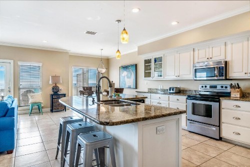 Great Location- Gulf-Front Home w/pool - Heavenly Sunrise - Sleeps up to 14. - image 12