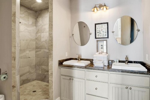 Castle in the Sand West Orange Beach AL-9 bedroom-Sleeps up to 26-Private Pool - image 24