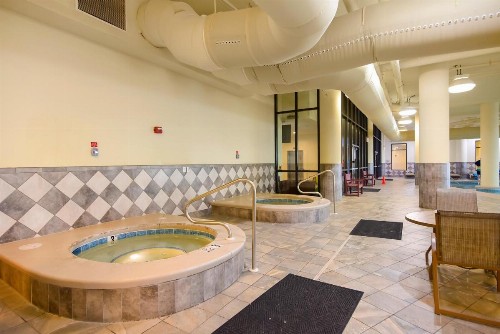 Phoenix West II Unit 1207 - image 10