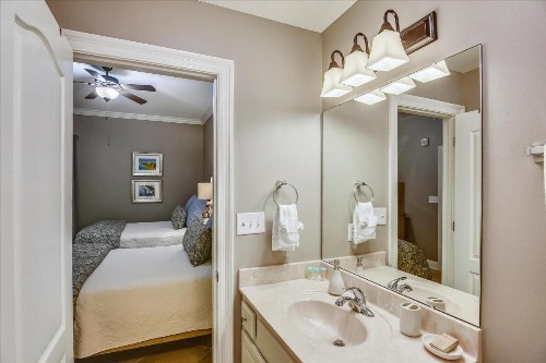 Phoenix West II Unit 1207 - image 34