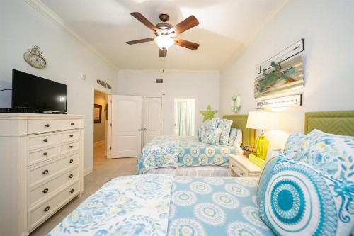 Phoenix West II 702 - image 2